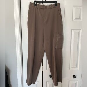 ASOS Design beige men’s trousers with cargo pocket detail